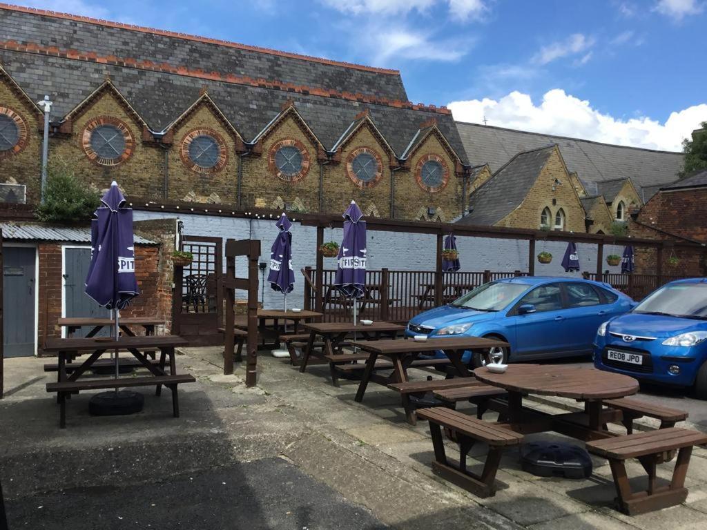 Railway Hotel Faversham Exterior foto